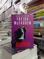 Photoshoot of The Divorce by McFadden Freida