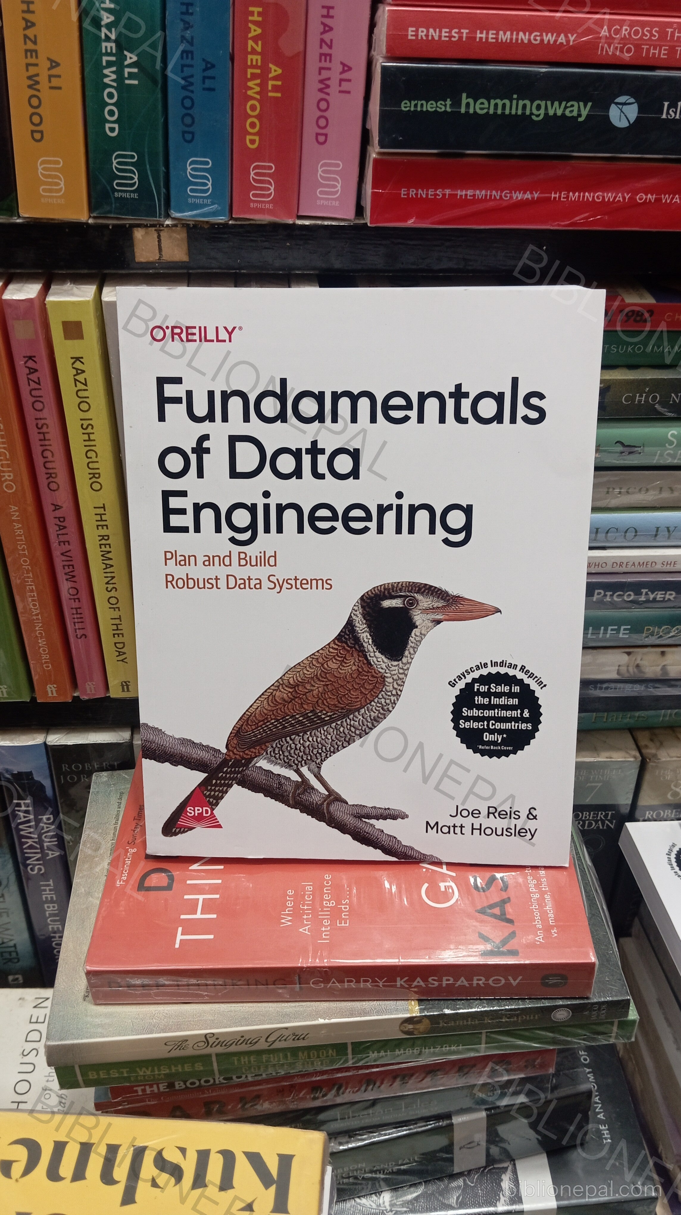 Photoshoot of Fundamentals of Data Engineering by Joe Reis | IMG_20260322_141710.jpg