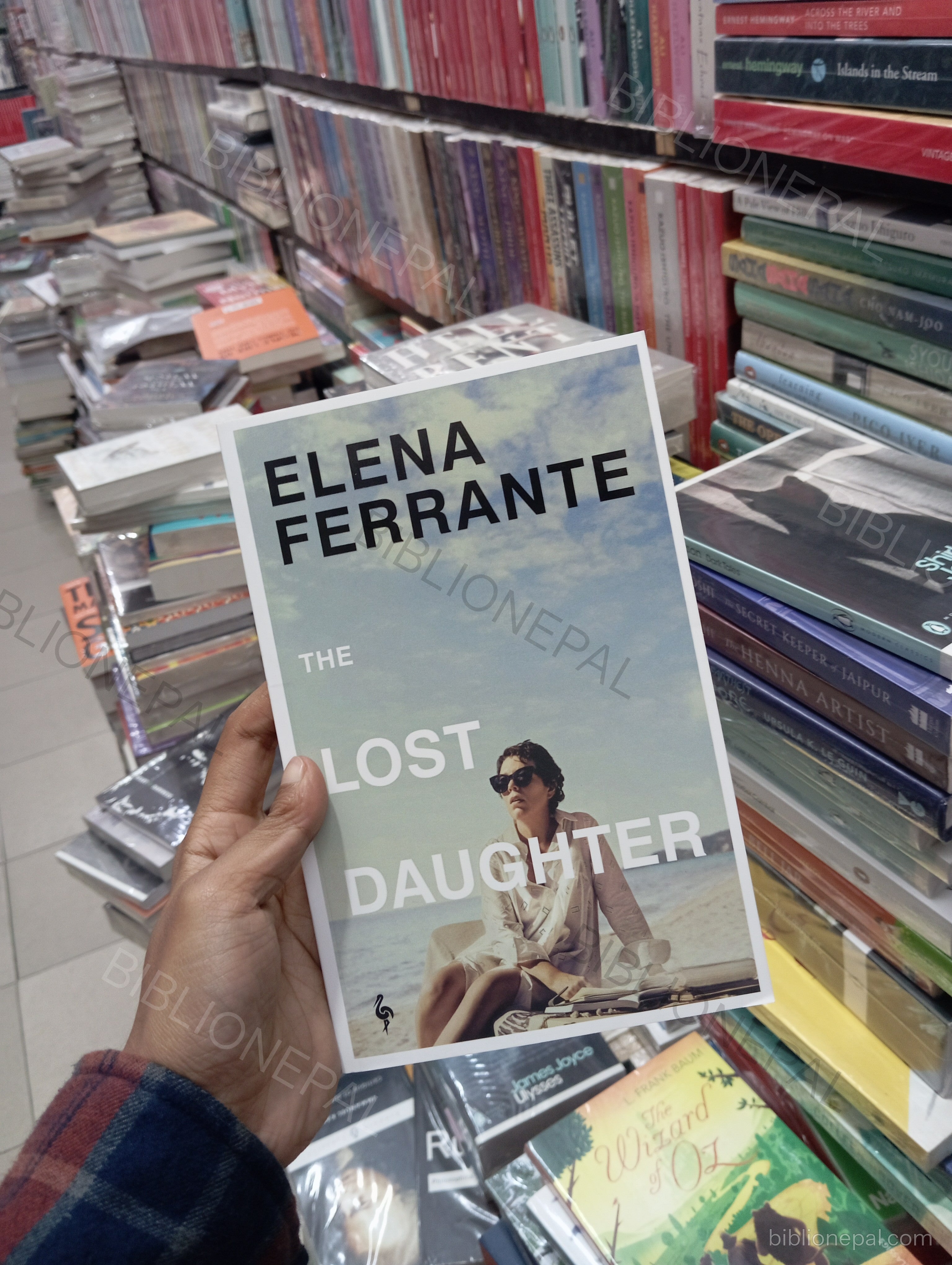 Photoshoot of The Lost Daughter by Elena Ferrante | IMG_20260408_155635.jpg