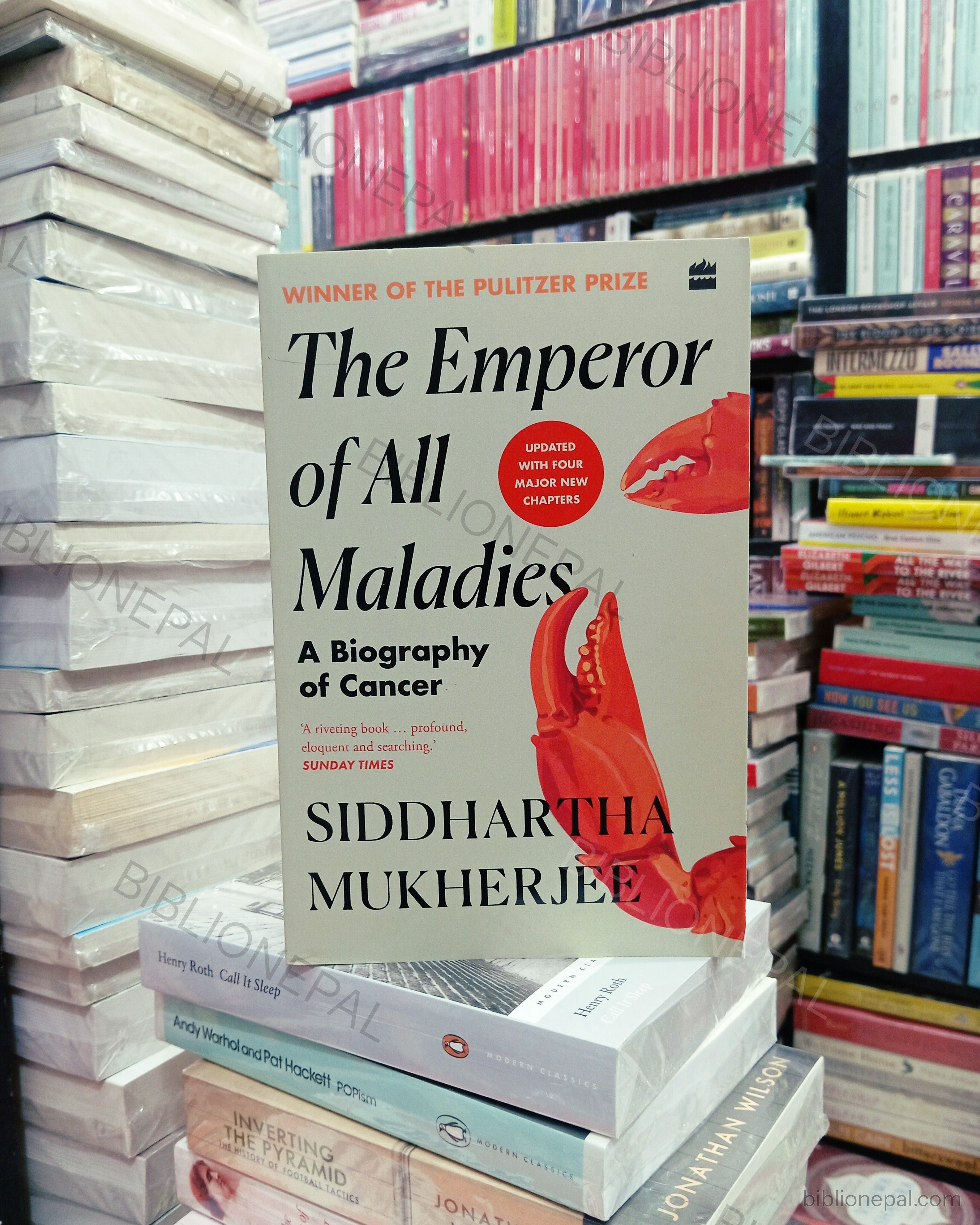 Photoshoot of The Emperor of All Maladies by SIDDHARTHA MUKHERJEE | InShot_20260421_194455211.jpg